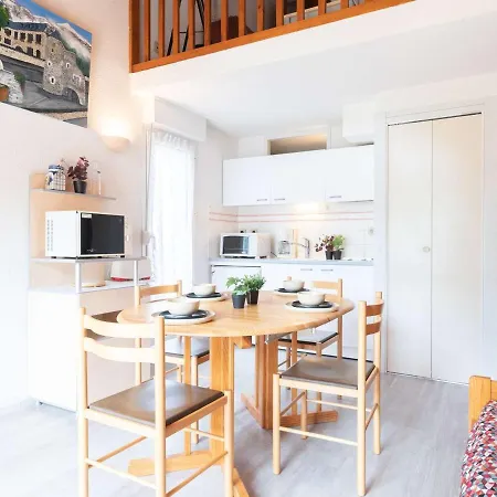 Apartment Duplex Ensoleille Pour 6 Personnes Avec Balcon Et Parking A Saint-lary Village - Fr-1-296-188 Saint-Lary-Soulan